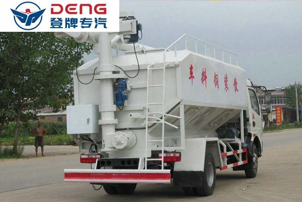 東風(fēng)多利卡6噸飼料運(yùn)輸車(chē)_08